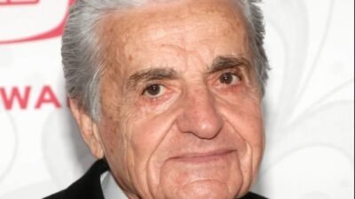 Tom Troupe, Actor de Televisión y Teatro que Apareció en ‘Star Trek’ y ‘Cheers’, Fallece a los 97 Años